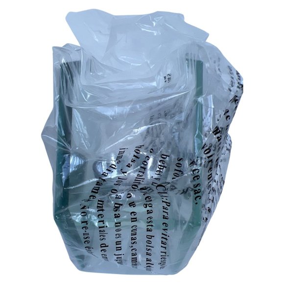 🌸4/$20🌸 NEW Christmas Themed Candle Holder - Picture 5 of 9